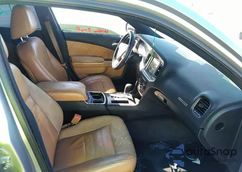 2011 Dodge Charger R/T из США, поврежденный, VIN 2B3CL5CT1BH551335